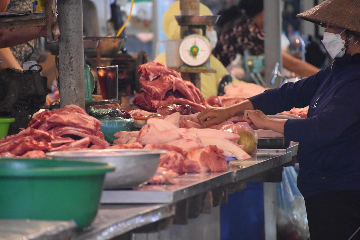 Giá thịt lợn liên tục tăng mạnh trong thời gian gần đây.