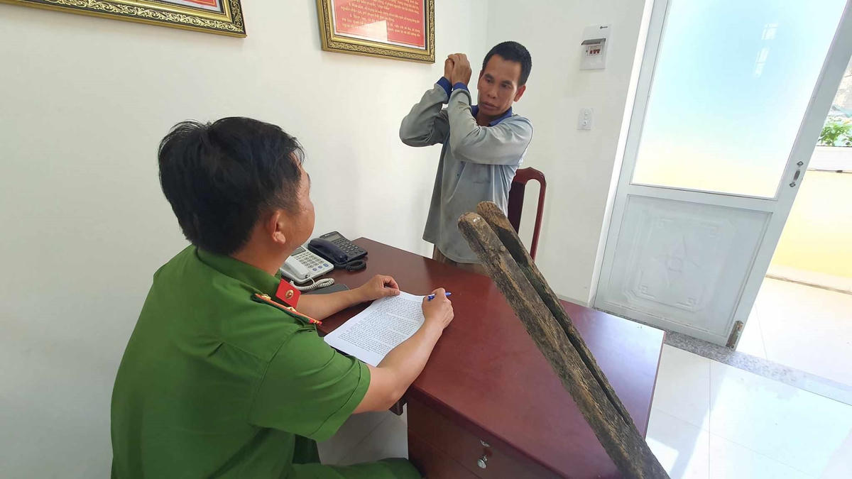 Đối tượng Y Phát Niê tại cơ quan điều tra