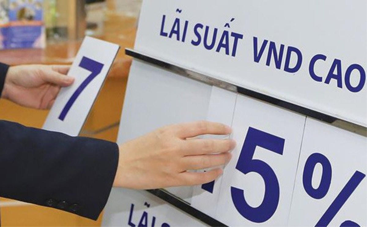 Nhiều ngân hàng thương mại đã vào cuộc đua lãi suất.