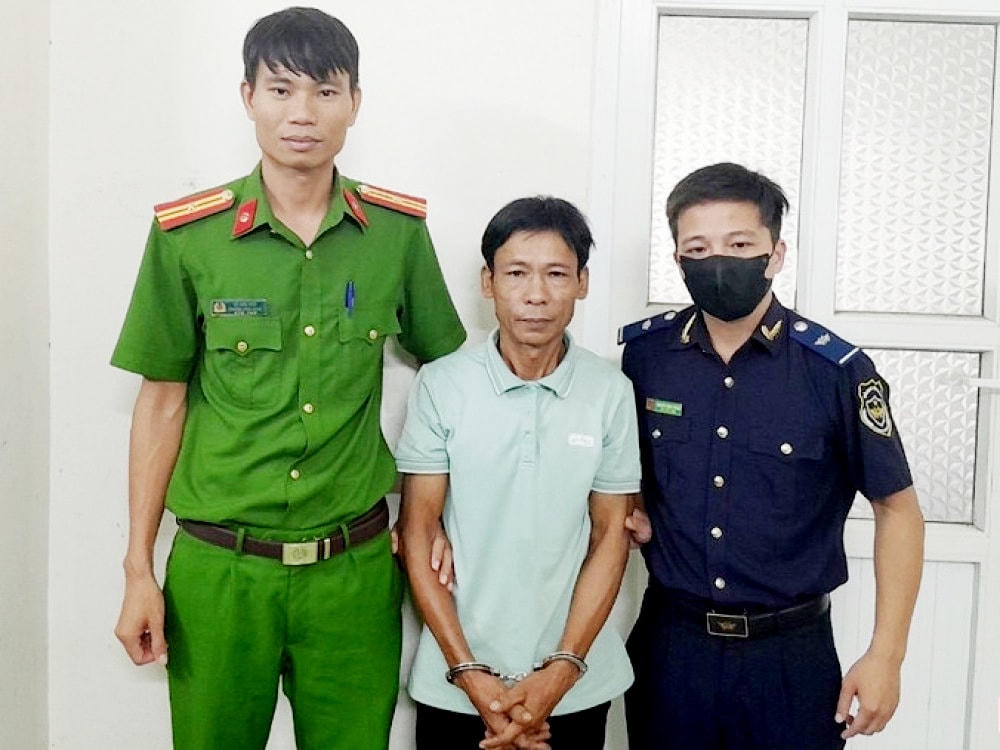 Đối tượng Nguyễn Văn Lợi bị khởi tố vì mua bán trái phép chất ma tuý.