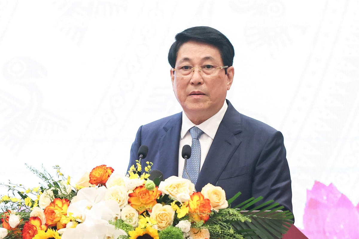 Chủ tịch nước Lương Cường phát biểu tại chương trình gặp mặt. Ảnh: Quang Vinh.