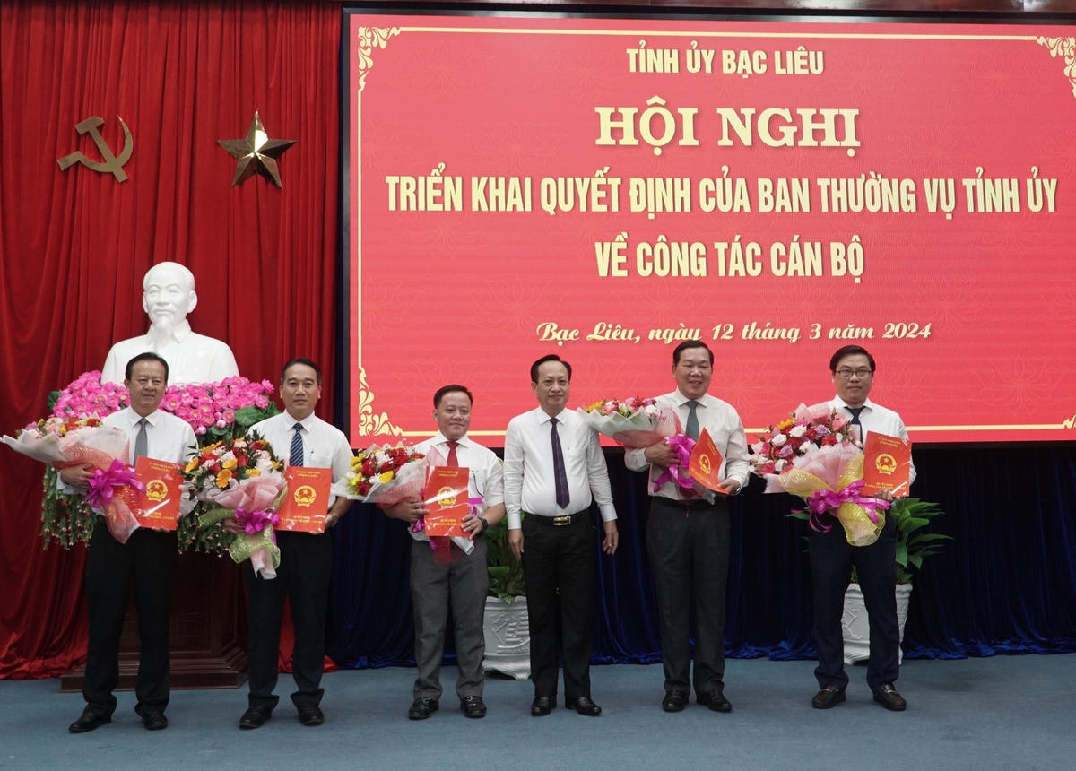 bo-nhiem-can-bo-ubnd.jpg
