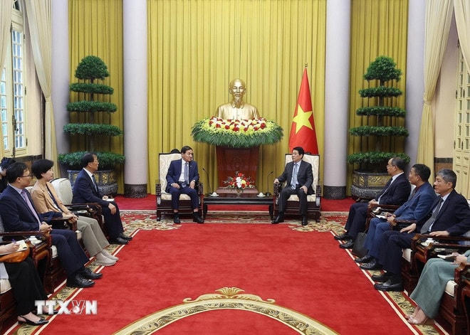 ttxvn-chu-tich-nuoc-dac-phai-vien-tong-thong-han-quoc-3.jpg
