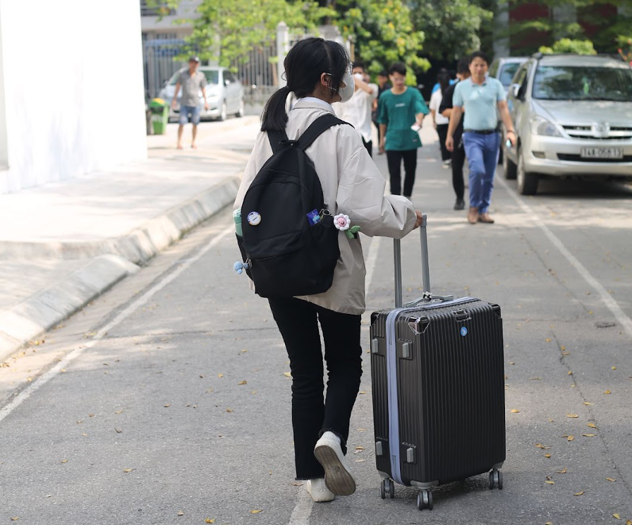 Sinh viên tỉnh lẻ gặp muôn vàn khó khăn khi tìm phòng trọ.