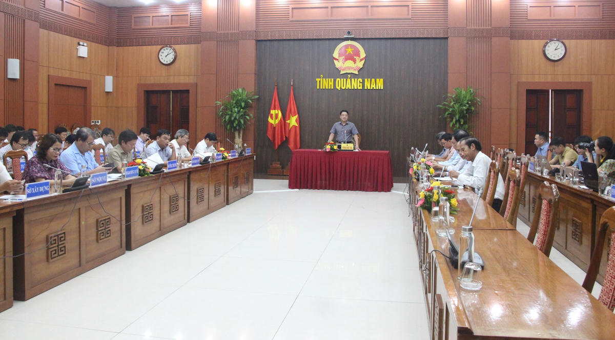 Quang cảnh buổi họp báo.