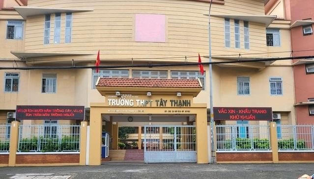 Trường THPT Tây Thạnh (TP Hồ Chí Minh).