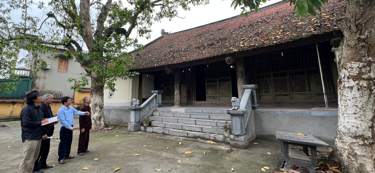 Ngôi đình cổ hơn 300 tuổi.