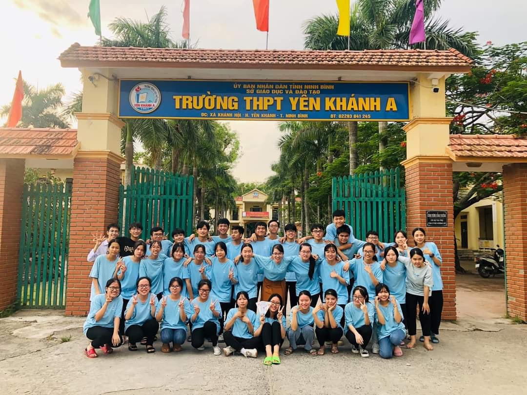 Đây là một trong những ngôi trường 'làng' có thành tích thi tốt nghiệp THPT năm 2022 trong tóp đầu trên cả nước.