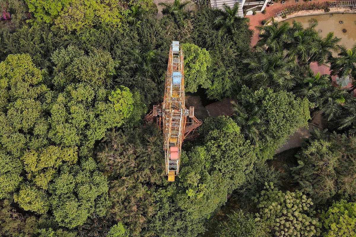 Công viên Tuổi trẻ Thủ đô hoang tàn, nhiều vị trí bị 'xẻ thịt' để kinh doanh
