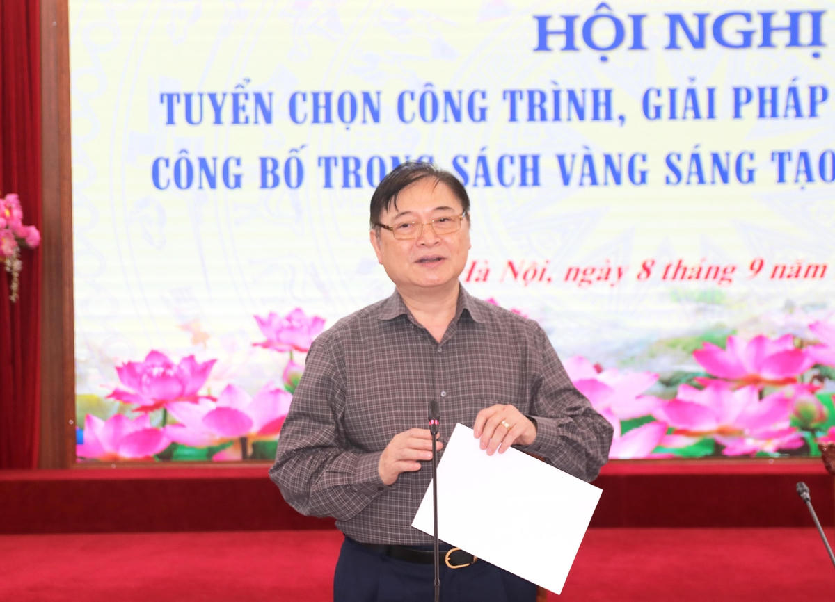 TSKH Phan Xuân Dũng, Chủ tịch Liên hiệp các Hội Khoa học và Kỹ thuật Việt Nam phát biểu tại Hội nghị.