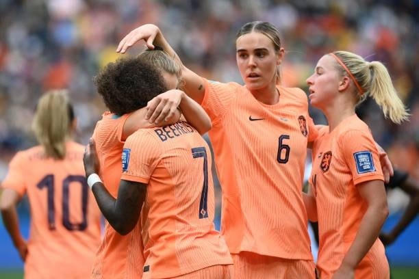 Hà Lan dễ dàng giành chiến thắng trước Nam Phi (Ảnh: Getty).