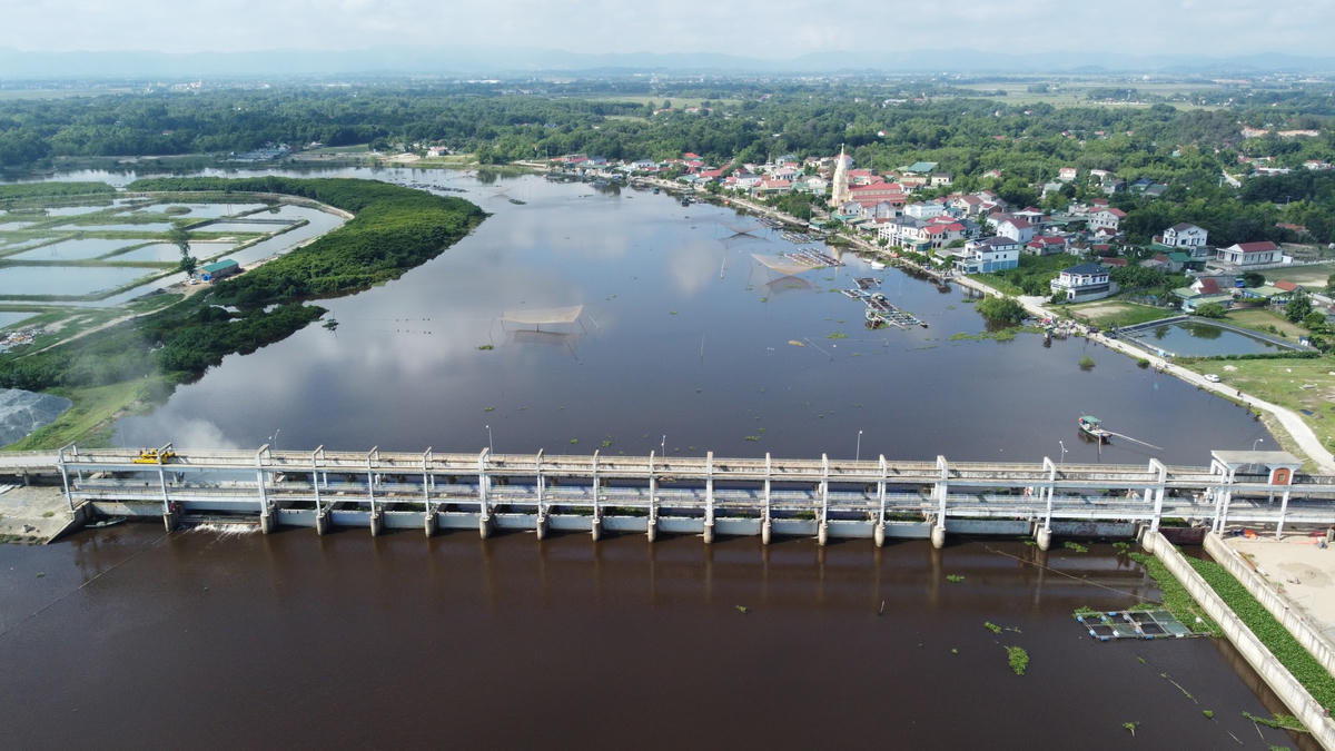 Cống bara Đò Điệm, nơi điều tiết nước.