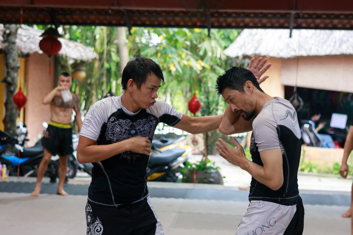 Rời xa điện ảnh, anh dành nhiều thời gian cho việc chăm lo võ đường. 