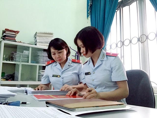 Tổng Thanh tra Chính phủ, Chánh thanh tra Bộ, Chánh thanh tra tỉnh quyết định thanh tra lại vụ việc đã có kết luận thanh tra nếu phát hiện có dấu hiệu vi phạm pháp luật.