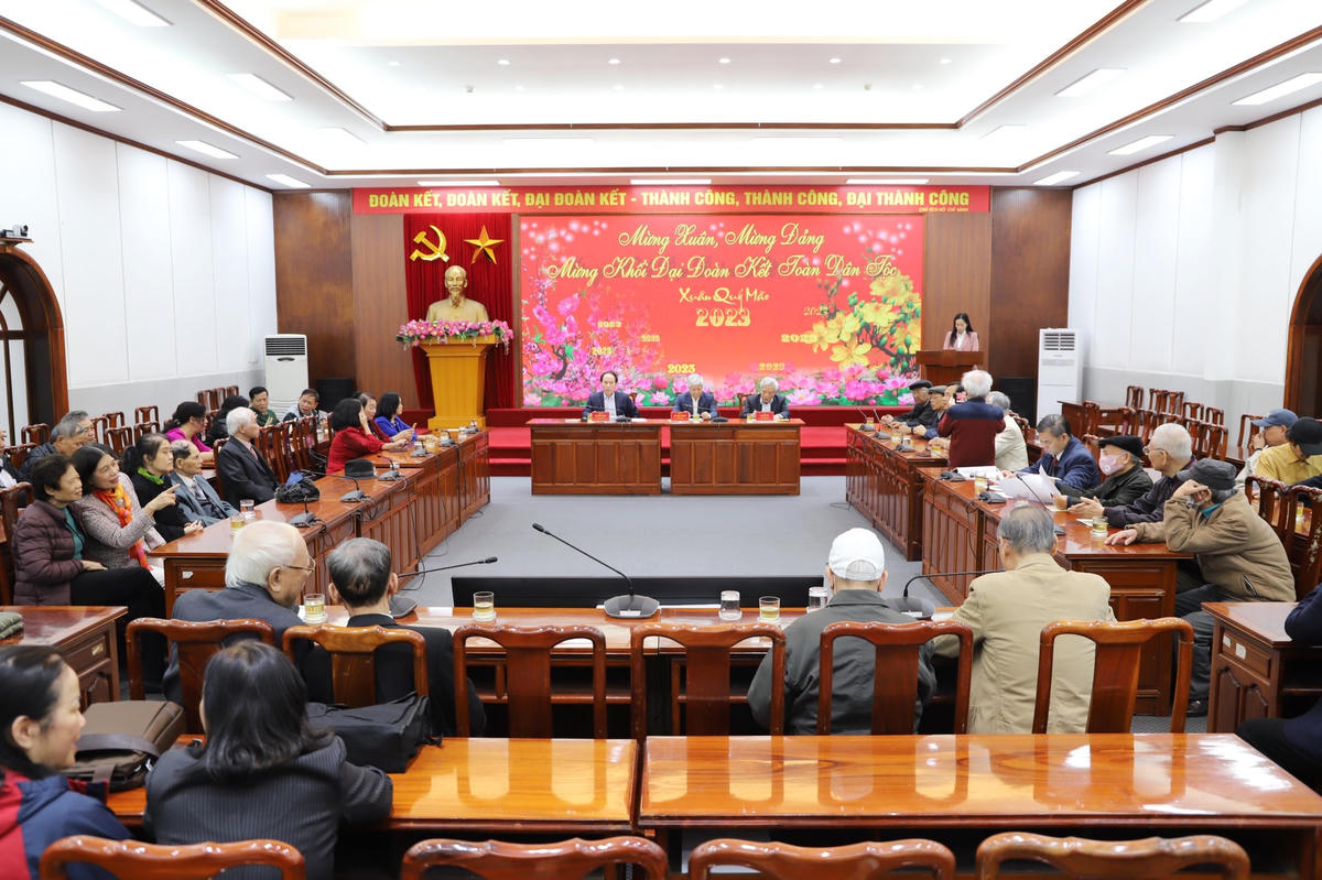 Quang cảnh buổi gặp mặt.