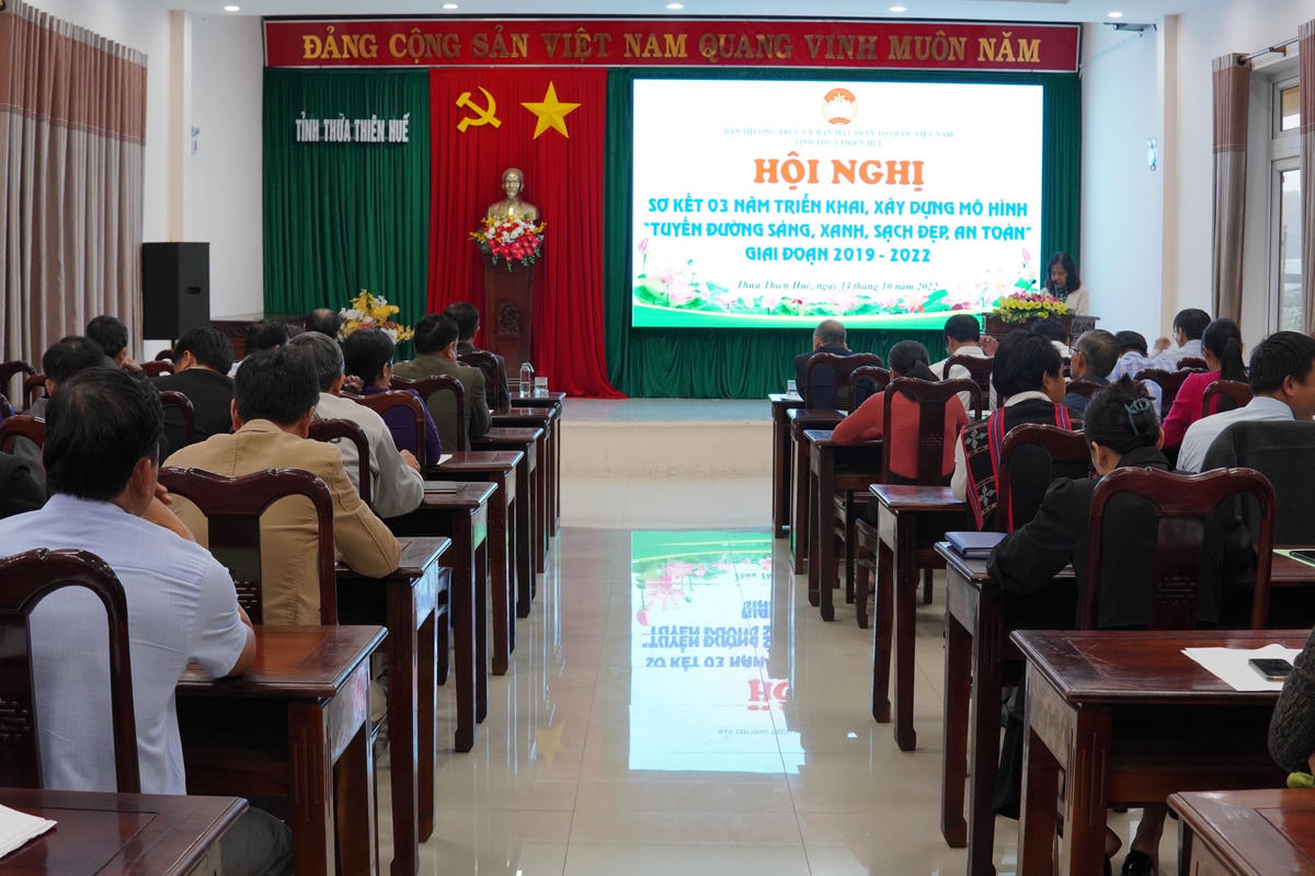 Quang cảnh hội nghị.