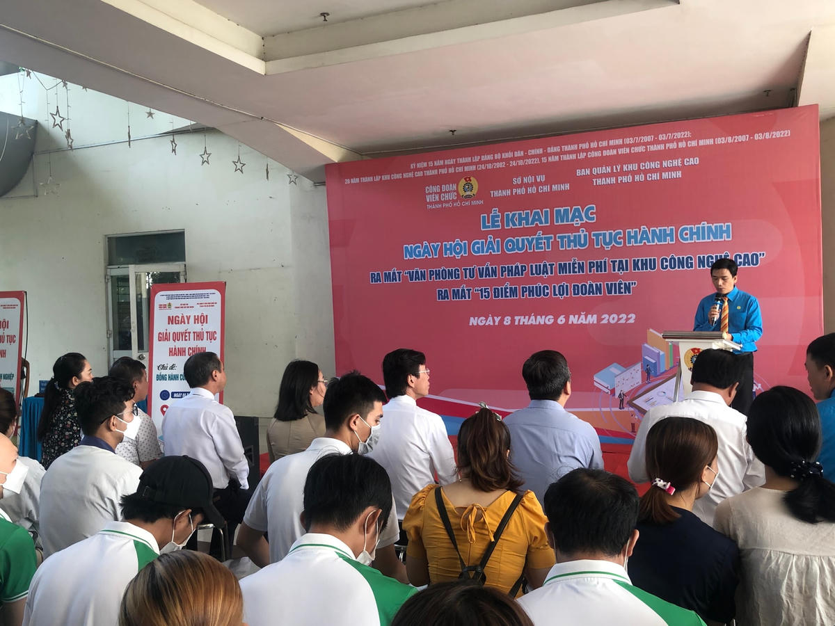 Lễ ra mắt Văn phòng Tư vấn pháp luật miễn phí tại Khu Công nghệ cao (KCNC) TP HCM (Ảnh: Hồng Phúc).