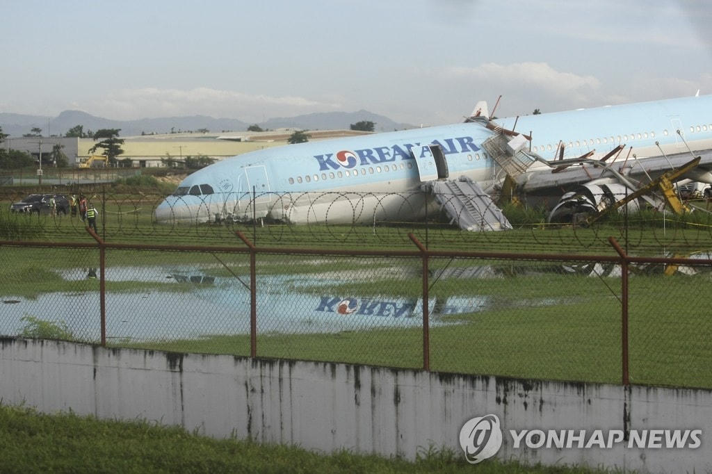 Hiện trường vụ tai nạn. Ảnh: Yonhap News.
