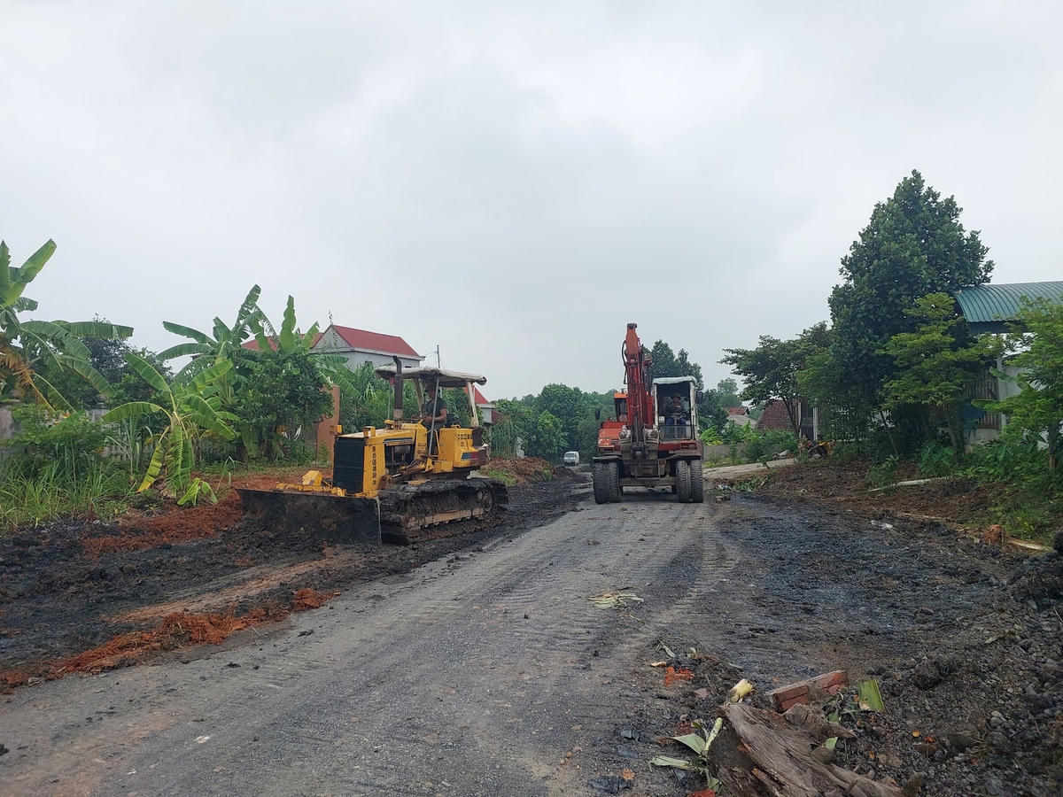 Chủ đầu tư và đơn vị thi công cho biết sẽ cố gắng hoàn thành dự án trước tiến độ. Ảnh: Tuấn Trung