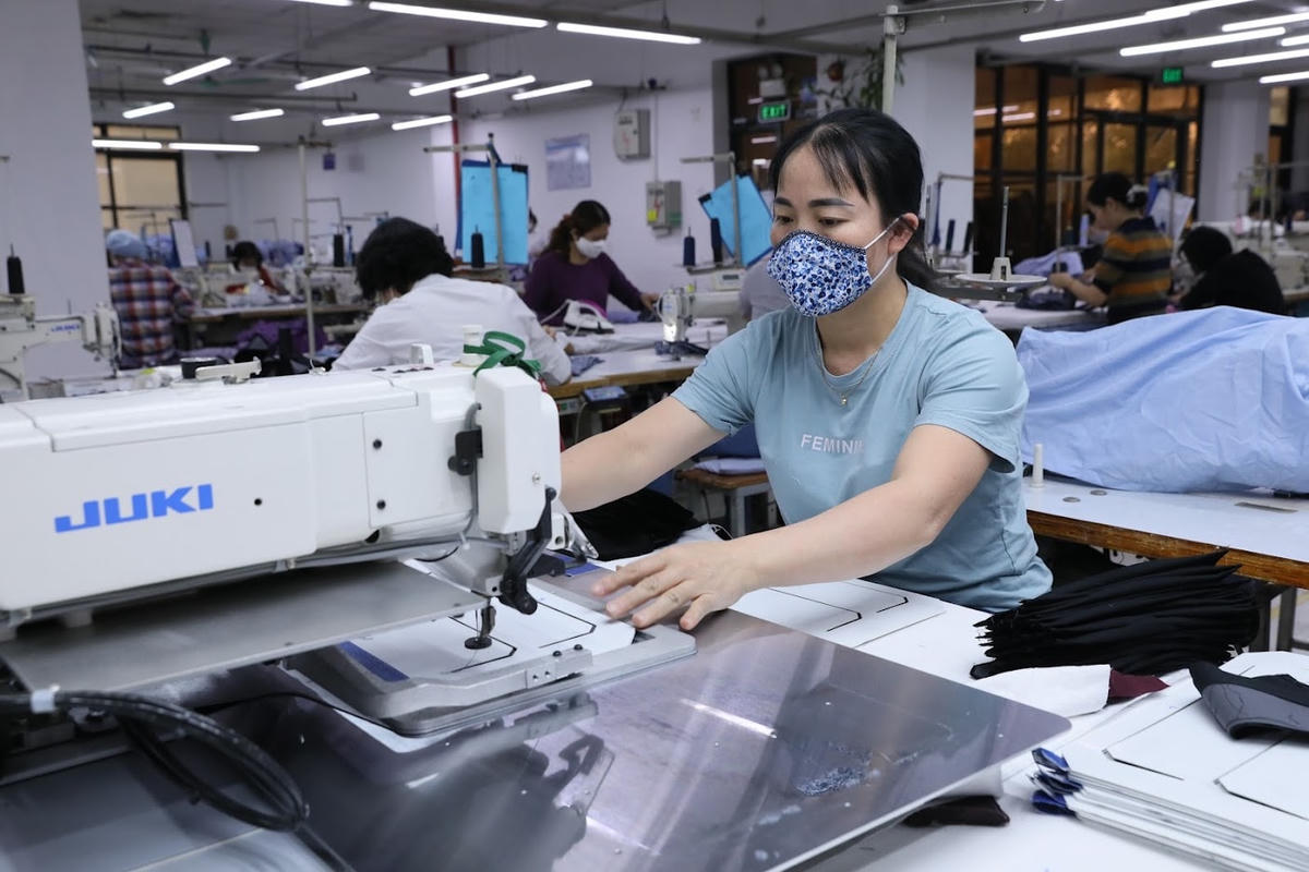 Các doanh nghiệp cần tận dụng lợi thế đến từ các FTA để nâng cao năng lực xuất khẩu. Ảnh: Quang Vinh.