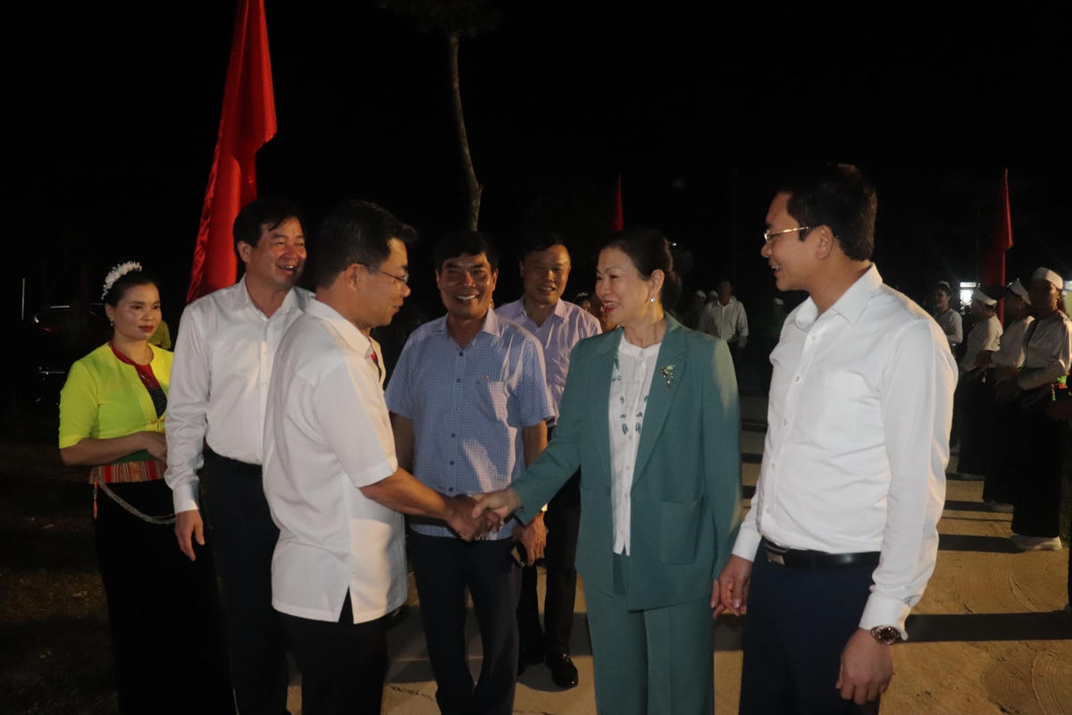 Ngày hội ở bản Ao Lươn