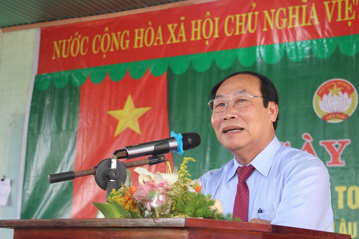 Ông Võ Xuân Ca, Chủ tịch Ủy ban MTTQ Việt Nam tỉnh Quảng Nam phát biểu tại Ngày hội.