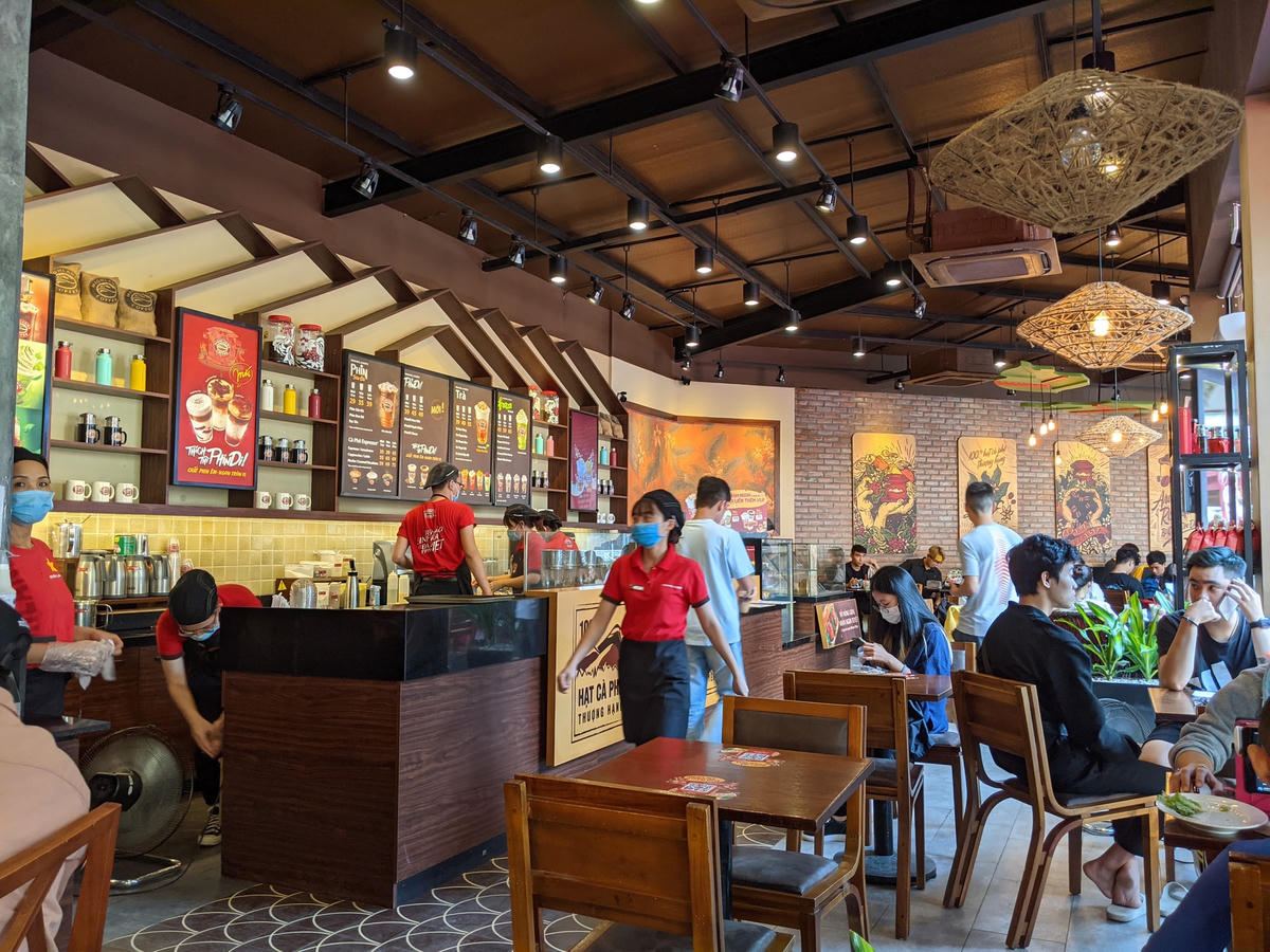 Những cửa hàng cà phê phân khúc cao tại Việt Nam.