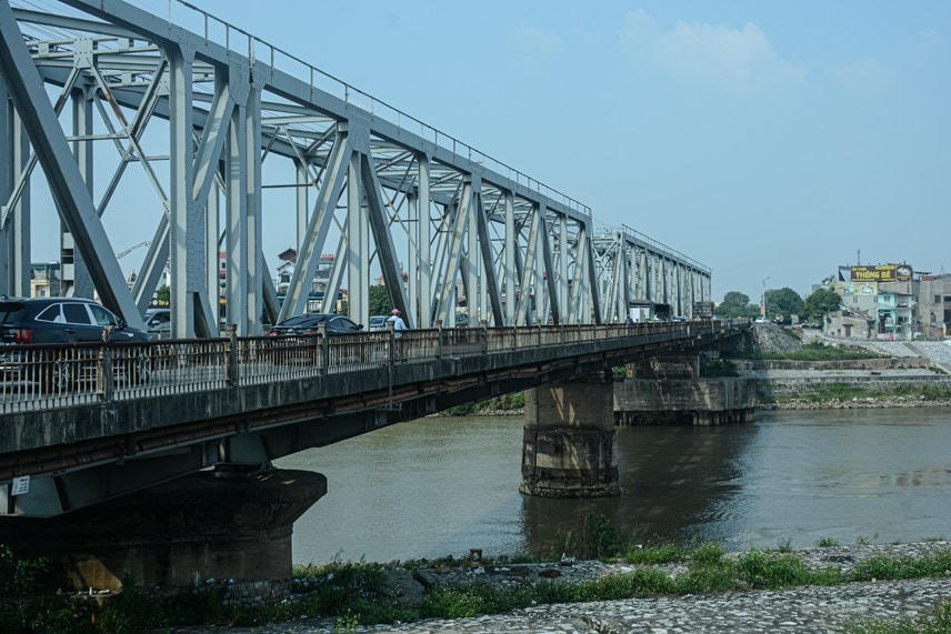 Hình ảnh cầu Đuống.