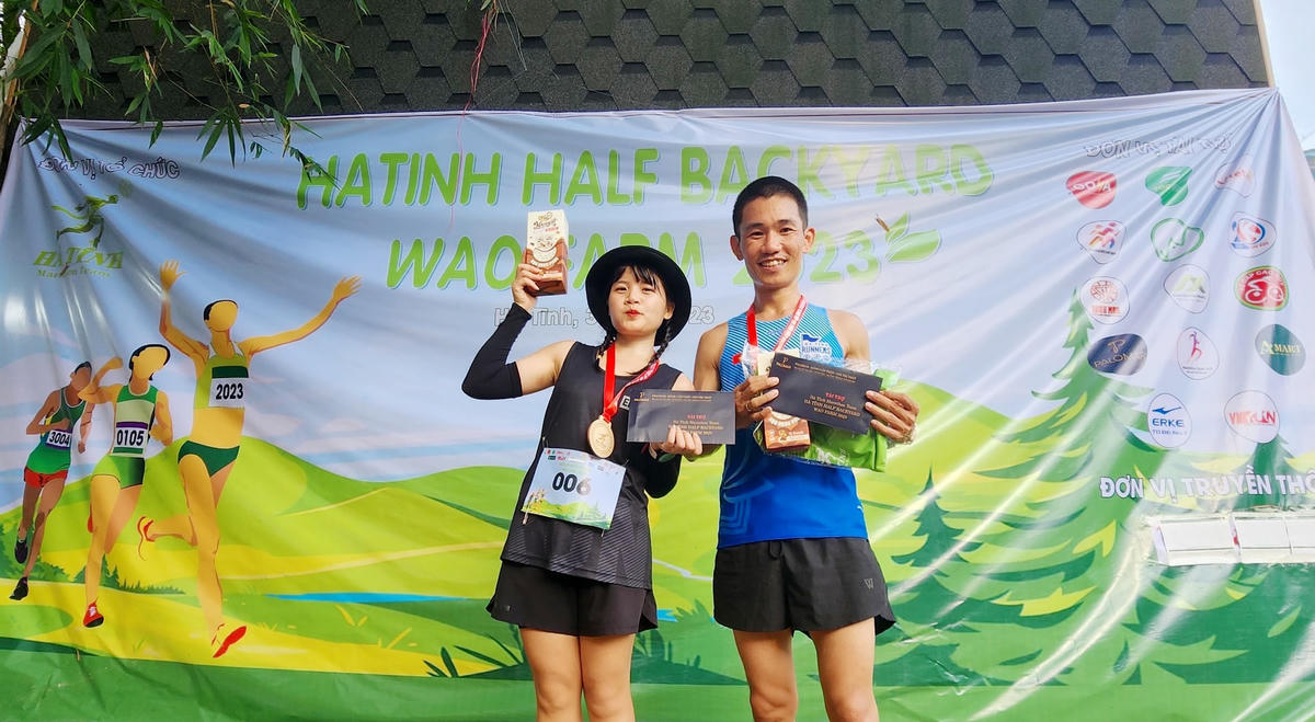 Sau một ngày thi đấu, 2 vận động viên là Nguyễn Thị Trà Giang, Phạm Đình Bảng đã giành được chiến thắng với số vòng chạy là 25 vòng (tương đương 84 km).