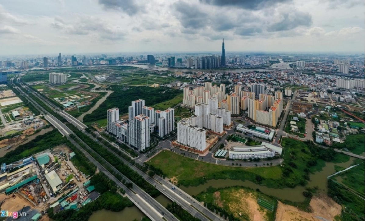 Khu tái định cư Bình Khánh có quy mô 38,4ha nằm trên đường Mai Chí Thọ, phục vụ tái định cư Khu đô thị mới Thủ Thiêm.