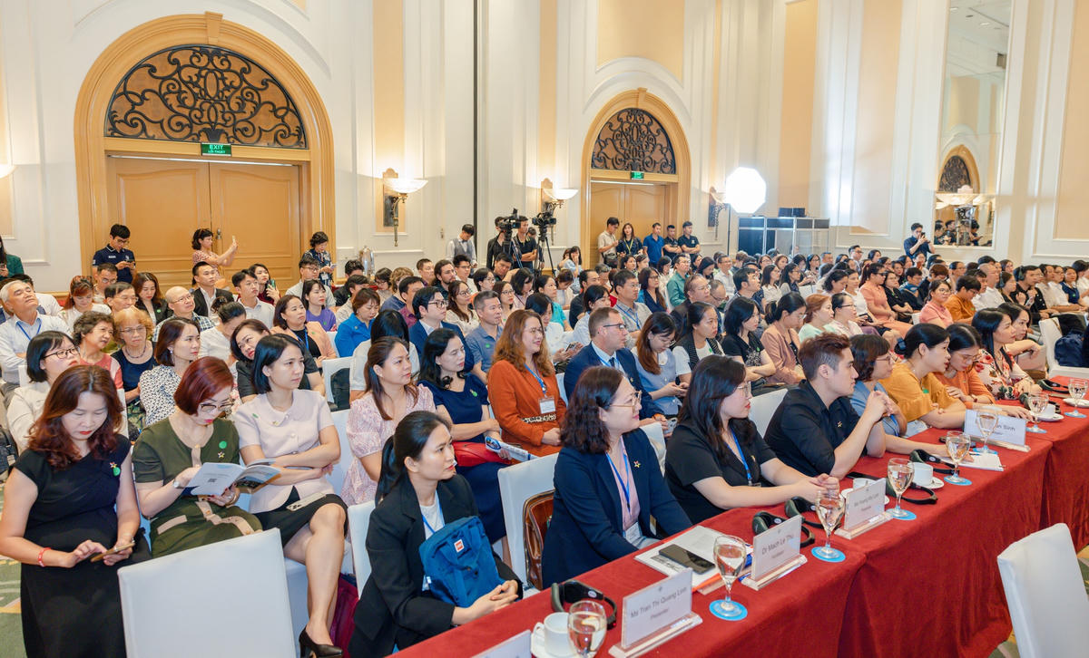 Các cựu sinh đã có những đóng góp quý giá cho sự phát triển của Việt Nam cũng như tăng cường hợp tác giữa hai nước Australia - Việt Nam.