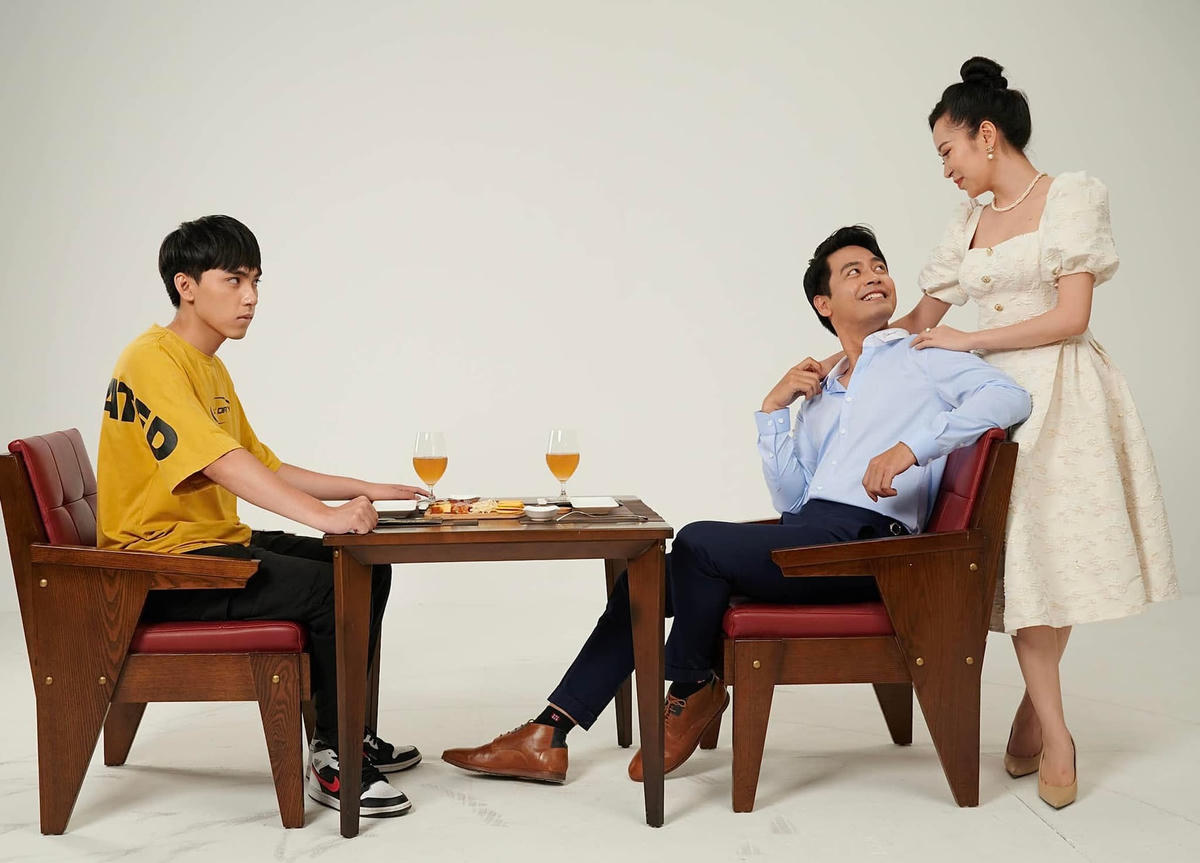 MC Phan Anh và Long Hoàng kết hợp trong "Lối nhỏ vào đời. 