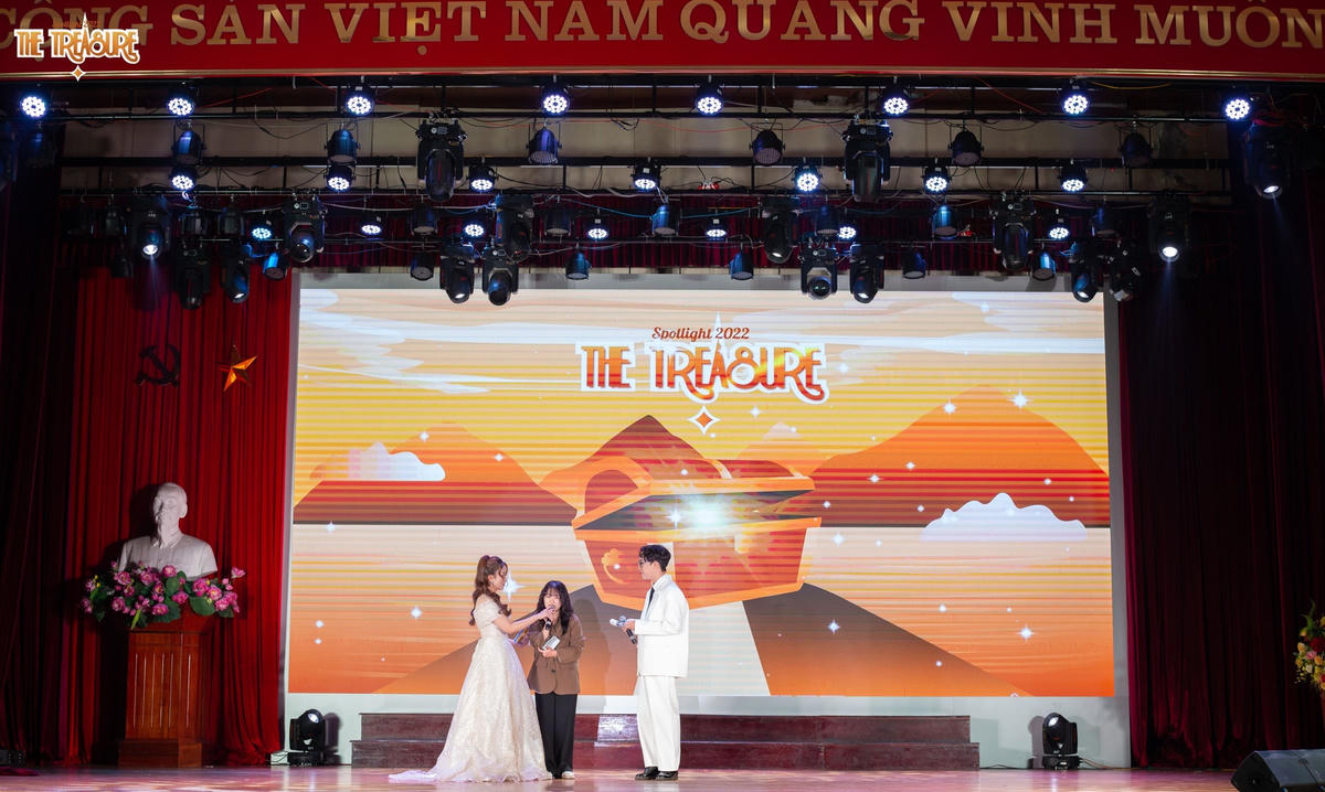 Vở kịch đặc sắc đem lại nhiều ý nghĩa cho sinh viên.