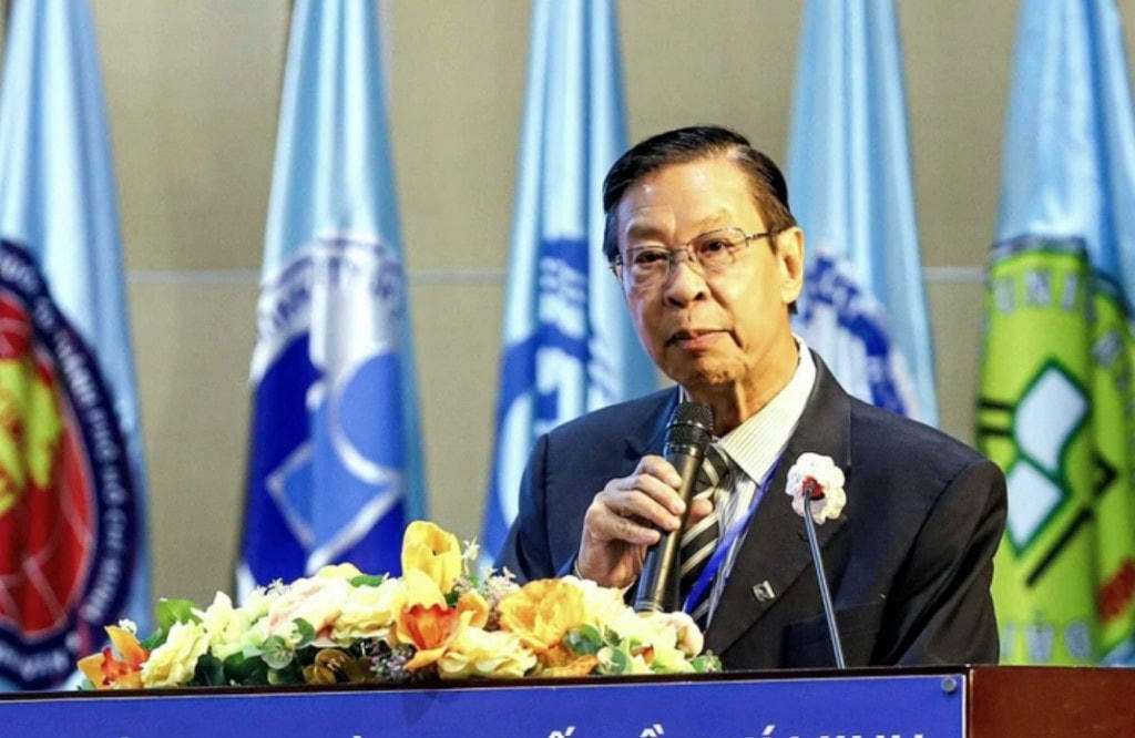 GS.TS.BS Đặng Vạn Phước.