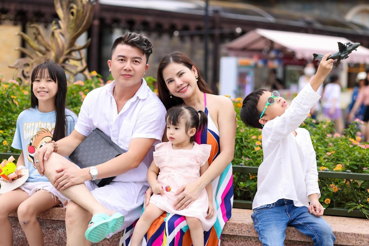 Thời gian đầu khi mới kết hôn, Giang Hồng Ngọc gặp nhiều mâu thuẫn. 