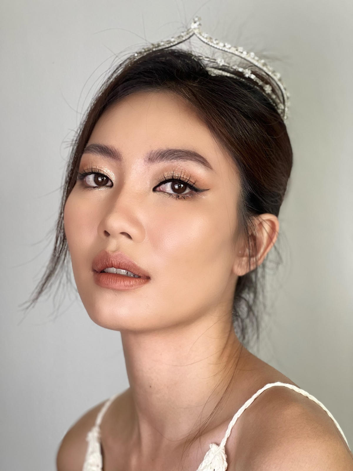 Hoa khôi Sông Vàm là cuộc thi nhan sắc thứ 4 Diễm Trinh tham gia trong năm nay. Trước đó, cô lọt top 10 Hoa hậu Du lịch Việt Nam toàn cầu, top 71 Hoa hậu Hoàn vũ Việt Nam, top 60 Hoa hậu các dân tộc Việt Nam. Ảnh: FBNV.