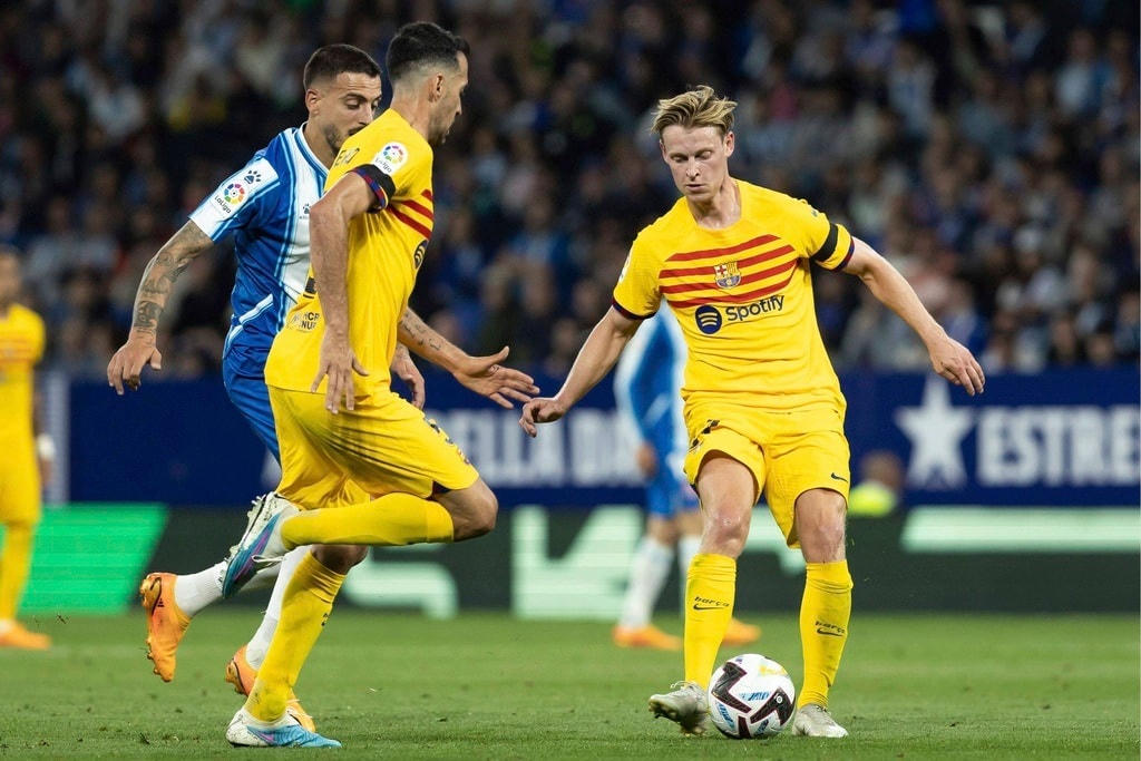 De Jong và các đồng đội đã có thế trận áp đảo (Ảnh: AP).