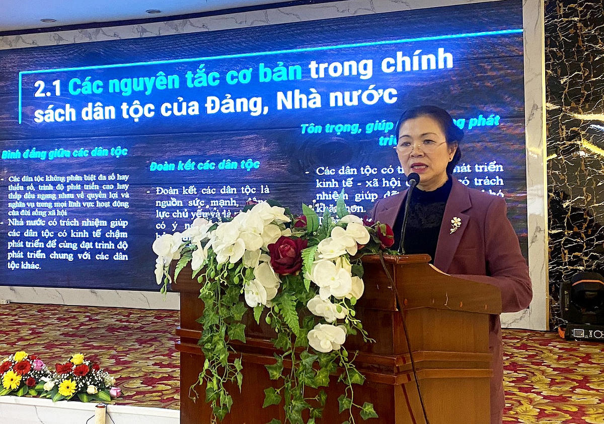 Phó Chủ tịch Trương Thị Ngọc Ánh phát biểu tại Hội nghị.
