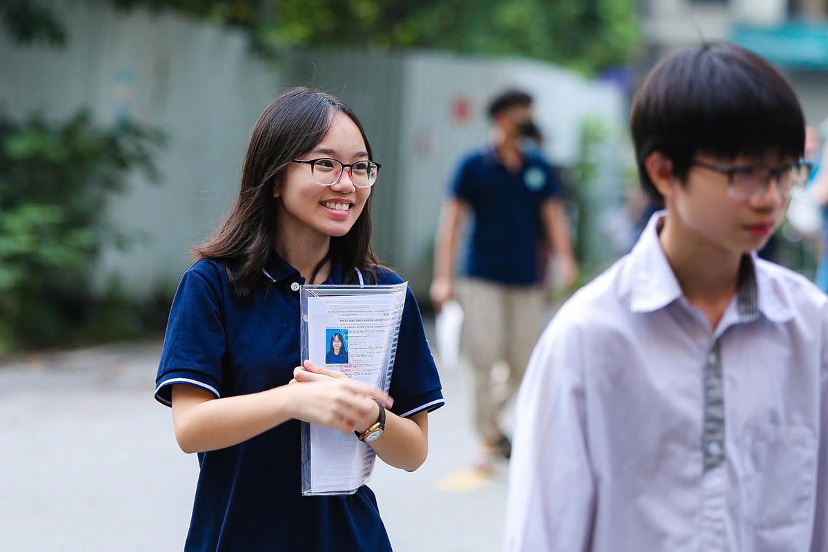 Thí sinh dự thi vào lớp 10 THPT công lập tại Hà Nội năm học 2024-2025. Ảnh: PT.