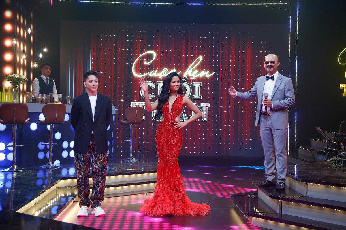 Hoa hậu H’Hen NiÊ và ST Sơn Thạch khuấy động sân chơi "Cuộc hẹn cuối tuần".