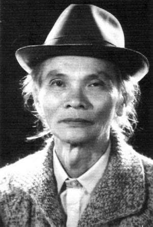 Nhà văn Võ Hồng.