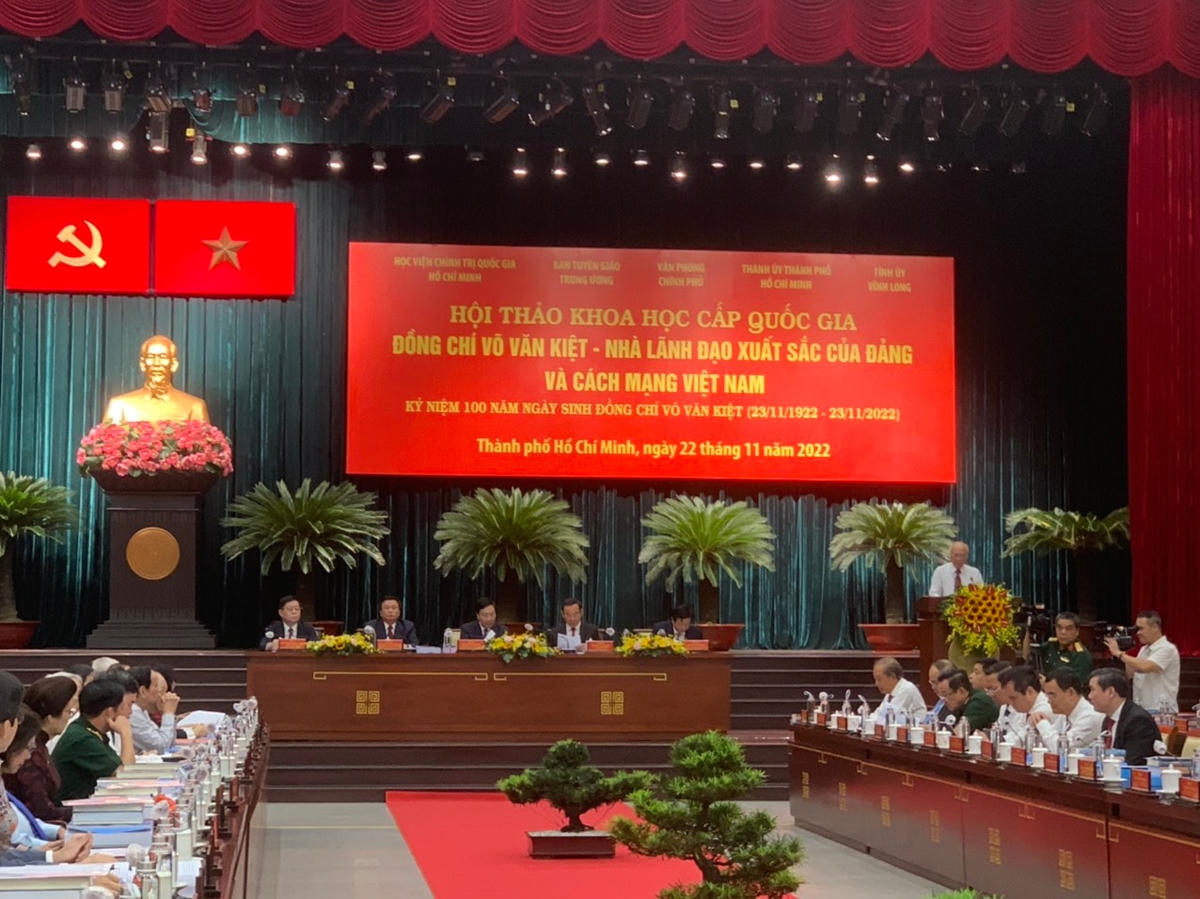 Quang cảnh Hội thảo khoa học cấp quốc gia kỷ niệm 100 năm ngày sinh cố Thủ tướng Võ Văn Kiệt (23/11/1922 - 23/11/2022). (Ảnh: Hồng Phúc).