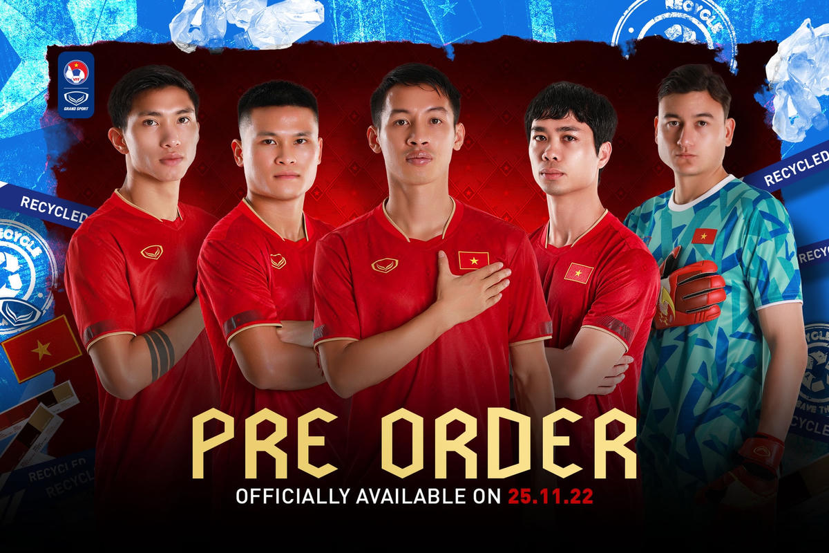 ĐT Việt Nam ra mắt trang phục mới cho chiến dịch săn vàng AFF Cup 2022.