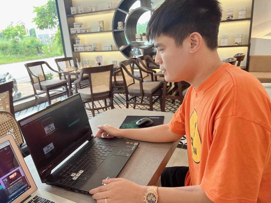 Anh Đỗ Tiến Thành chi gần 2,7 tỷ đồng để sở hữu biển số xe 19A-555.55.