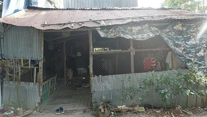 Giải cứu bé trai 10 tuổi rơi xuống trụ bê tông gặp khó khăn, kéo dài