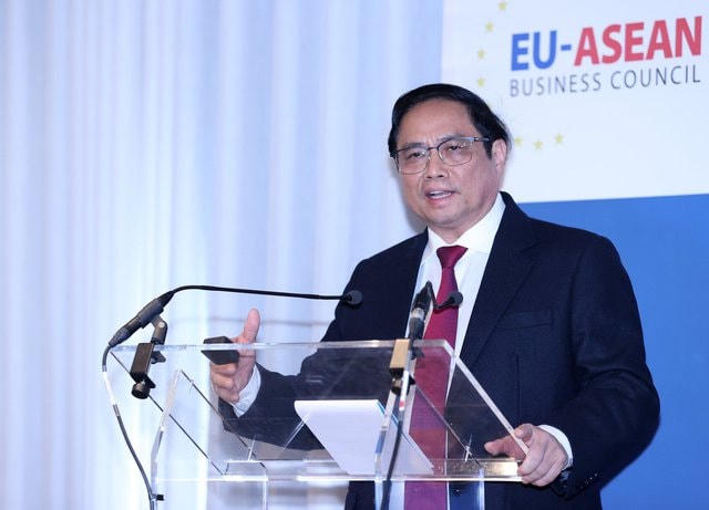 Thủ tướng Phạm Minh Chính phát biểu tại Hội nghị Thượng đỉnh Kinh doanh ASEAN - EU. Ảnh: Chinhphu.vn