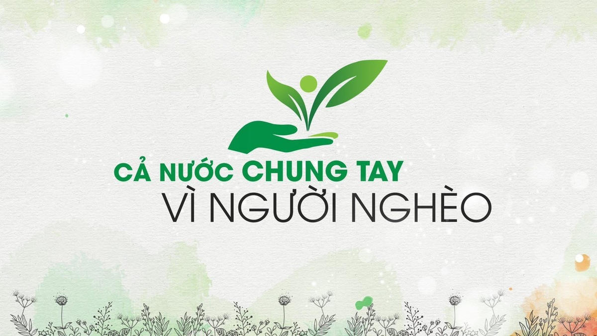 [ẢNH] Nhiều doanh nghiệp, người dân đến ủng hộ Quỹ 'Vì người nghèo' và chương trình an sinh xã hội 