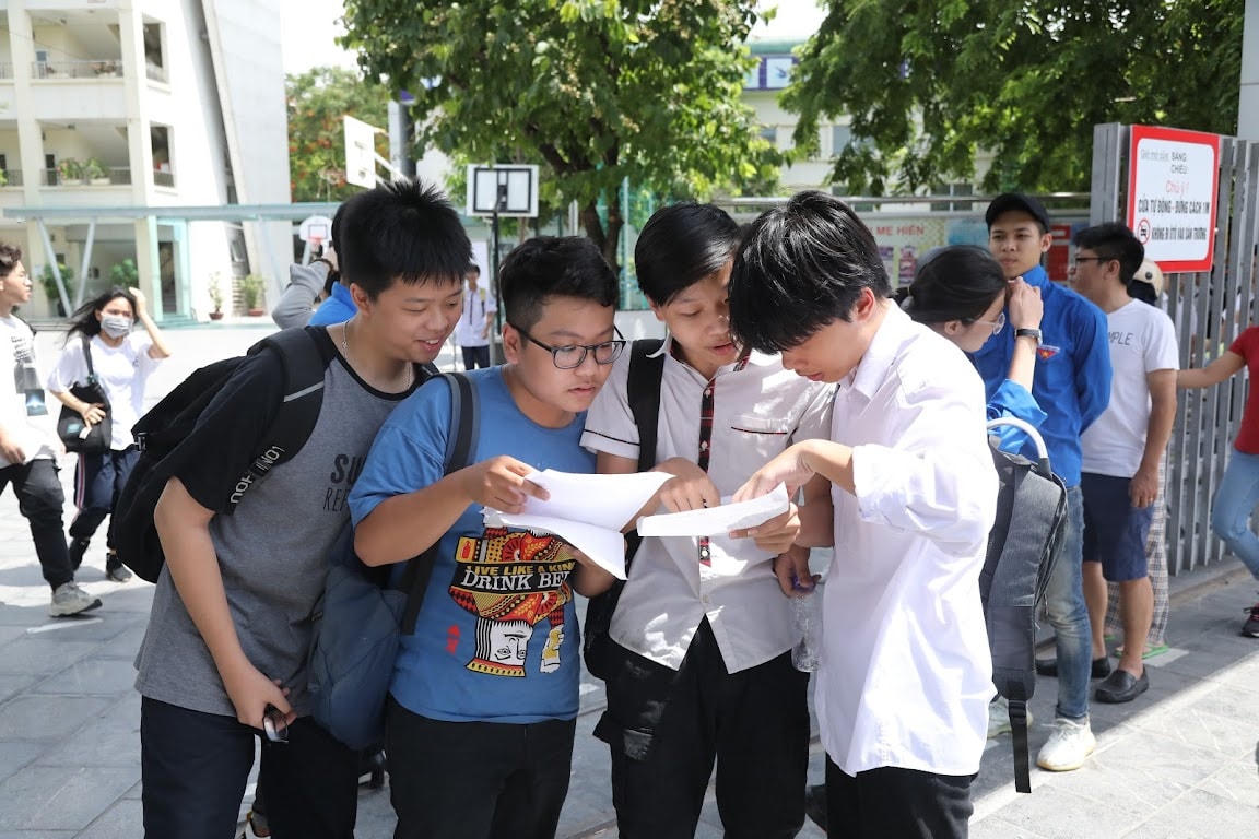 Bộ Giáo dục và Đào tạo đề xuất miễn toàn bộ học phí cho học sinh THCS từ năm học 2022 - 2023.