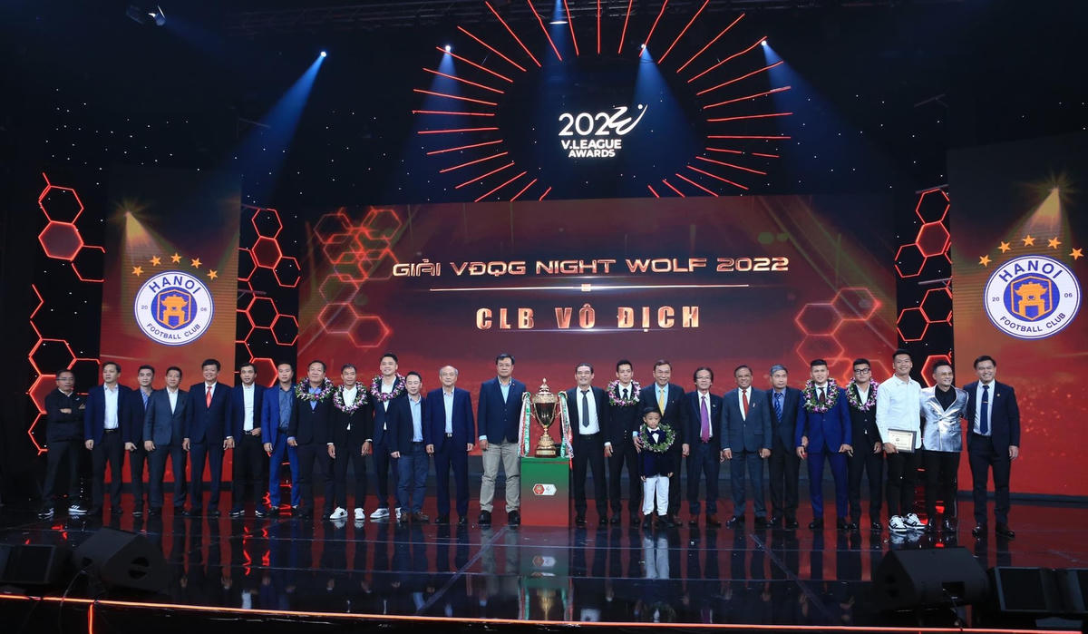 Hà Nội FC khép lại mùa giải ấn tượng với cú đúp danh hiệu trong năm 2022. Ảnh: Đức Cường/VFF.