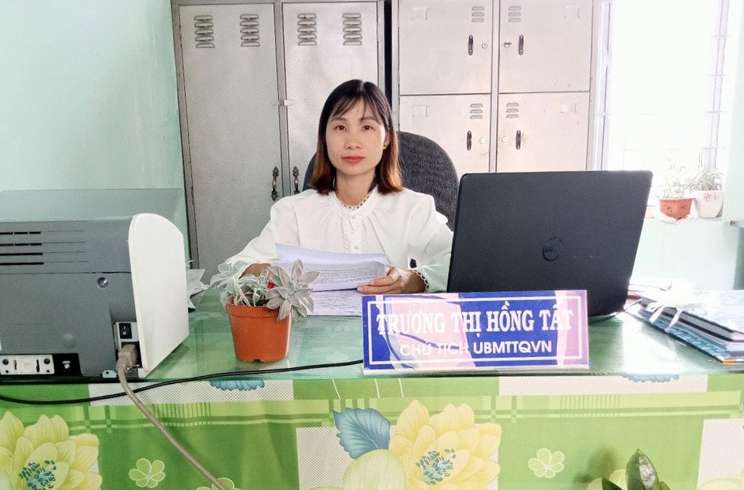 Chủ tịch Ủy ban MTTQ xã Tú An Trương Thị Hồng Tất.